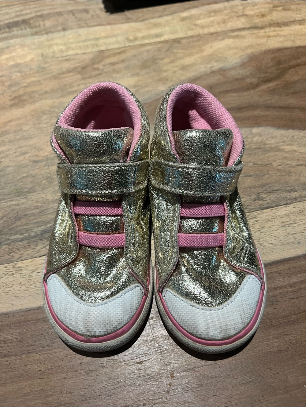See Kai Run gold high tops size 6 toddler girls